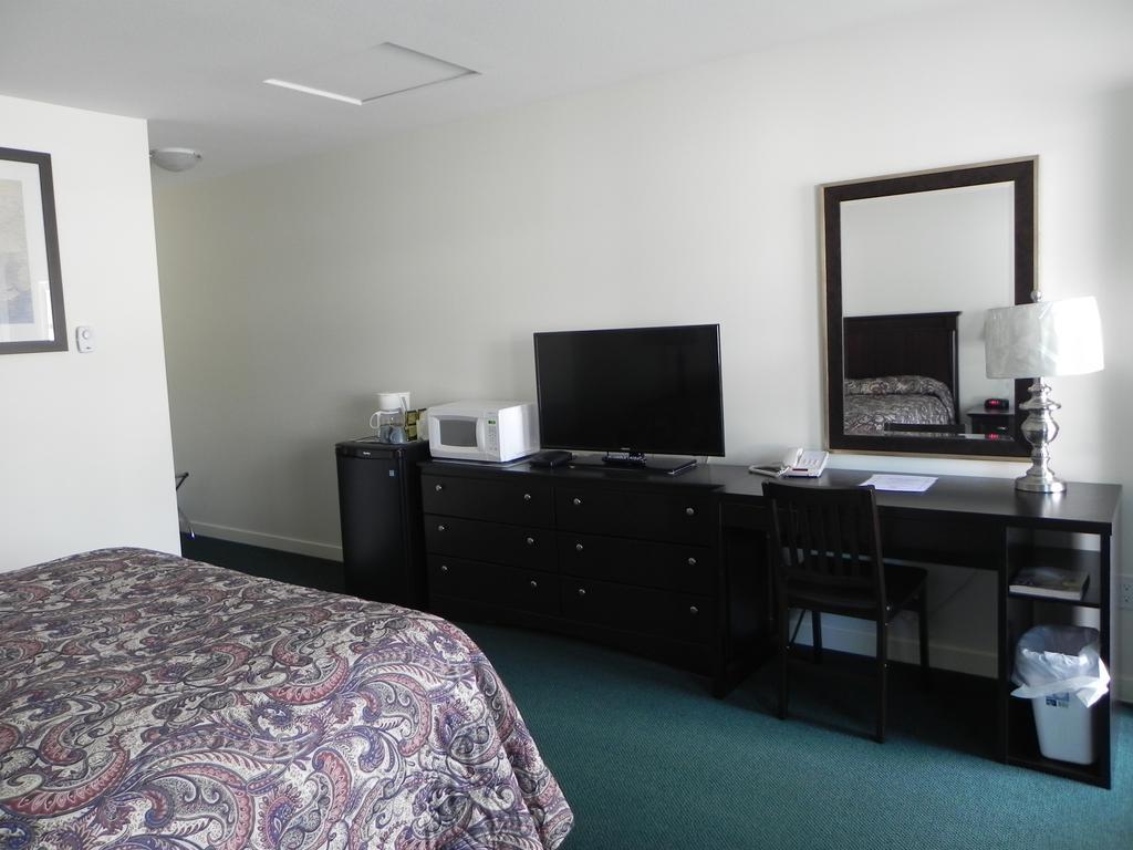 Skagit Motel Hope Room photo